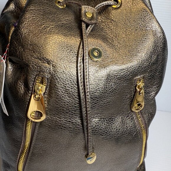 Alberto Di Canio Soft Metallic Black Leather Backpack With Gold Accent Hardware main image 9